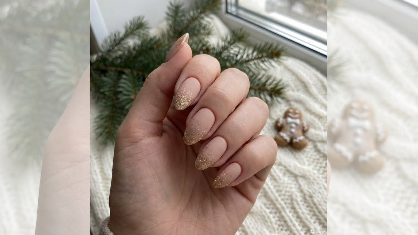 Elevate Your Festive Style with Gold Christmas Nails: A Guide to Choosing the Perfect Look