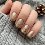 Shine Bright: A Guide to Glitter Holiday Nails