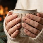 Dazzling Your Holiday Nails: A Comprehensive Guide to Glitter Holiday Nails