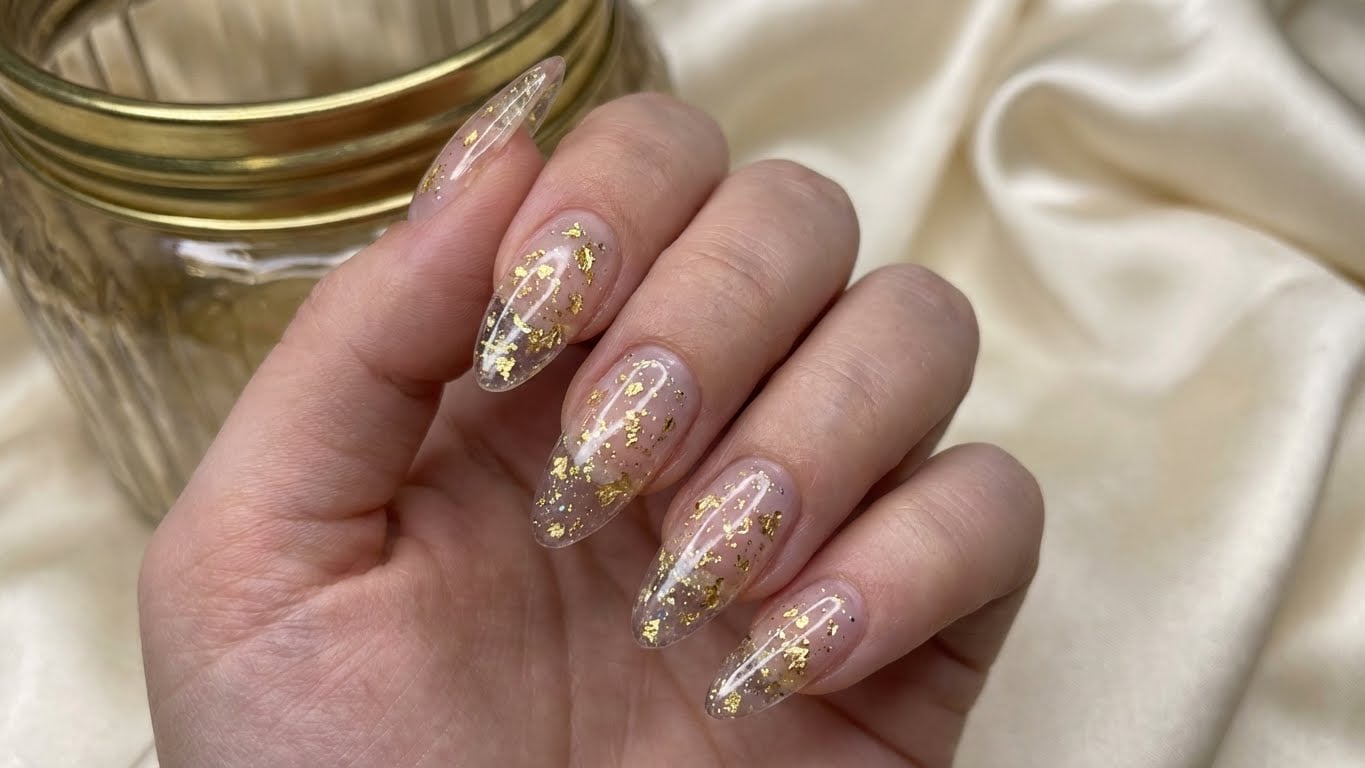 Sparkling New Year's Eve Nail Ideas to Ring in the New Year
