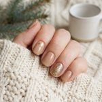 Shine Bright this Christmas: Top Gold Nails Ideas for the Holiday Season