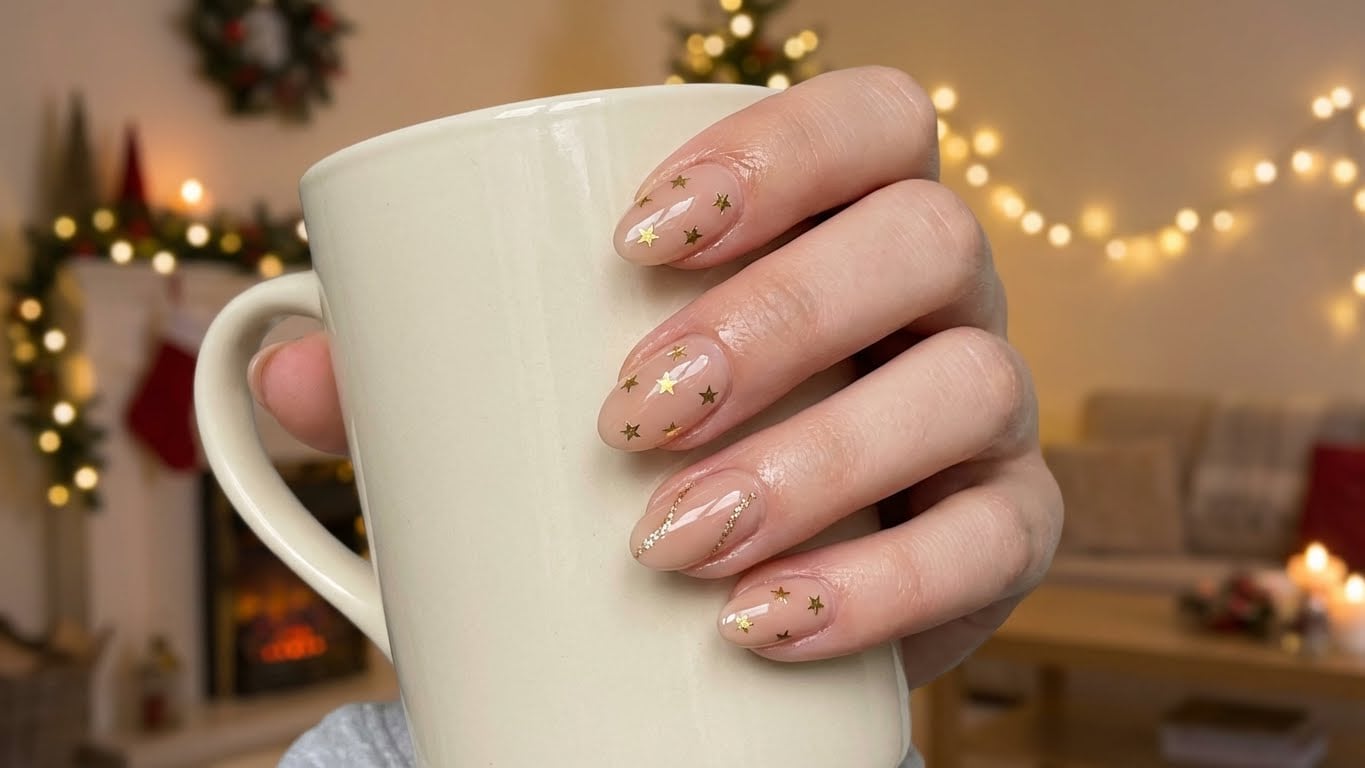 Shine Bright this Winter with Sparkly Nails: Tips and Ideas