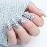 Get Ready to Shine: A Guide to Gold Christmas Nails